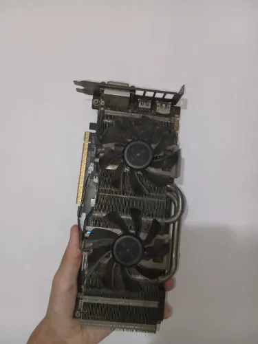 Placa de vídeo gtx 970 4gb com defeito