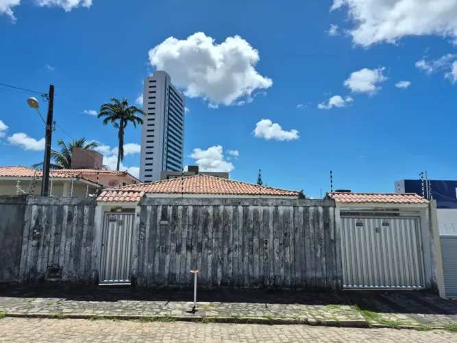 Casa a venda no bairro dos Estados