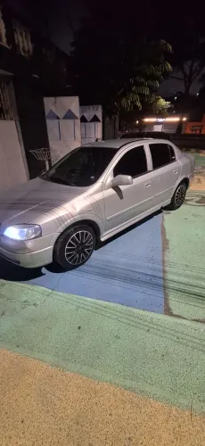 Chevrolet Astra GL Milenium 1.8 MPFI 4P 2001