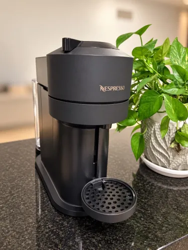 Cafeteira Nespresso Vertuo Next Preto Fosco 220v