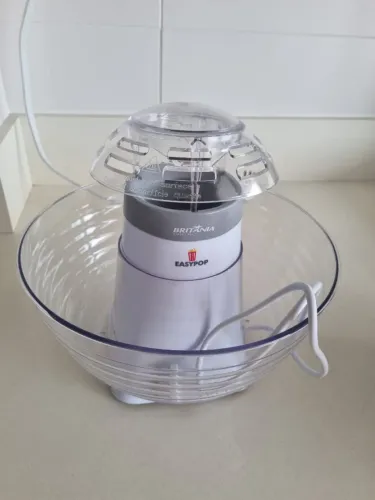 Pipoqueira Eletrica 220V - Britania (Uasada uma 3 vezes).
