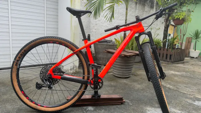 Caloi Elite Carbon Sport Boost ( M )