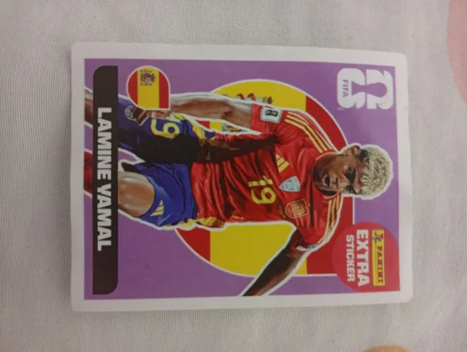 Figurinha extra Sticker roxa Lamine yamal , telefone para contato *