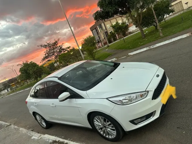 Ford Focus Fastback Se/se Plus 2.0 Flex Aut. 2016