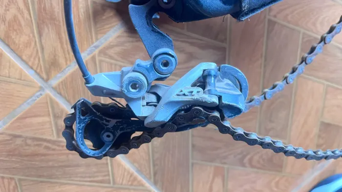 quadro e rodas de bike (carbono)
