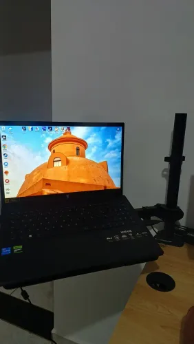 Notebook Acer NitroV15 Intel i5 13gen. RTX3050. 16GB DDR5