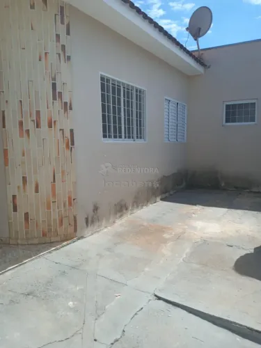 Casa/Padrão - Residencial - No bairro Parque Residencial Dom Lafayete Libânio