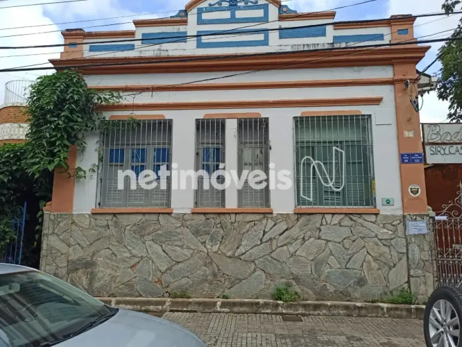 CASA / LOTE À VENDA NO SANTA TEREZA