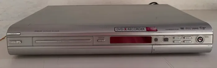 DVD player Recorder - Philips DVDR 3355 (COM DEFEITO)