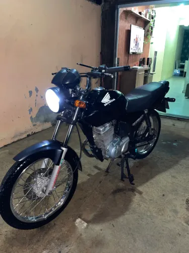 HONDA TITAN 150 - PRETA