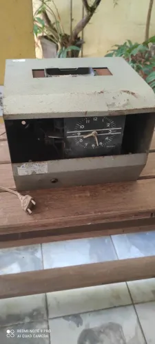Relógio de ponto antigo,para restaurar: