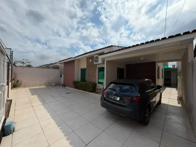 CASA À VENDA NO CONJUNTO JARDIM VERSALHES