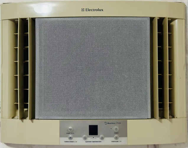 Ar condicionado Electrolux eletrônico 7000 BTUs