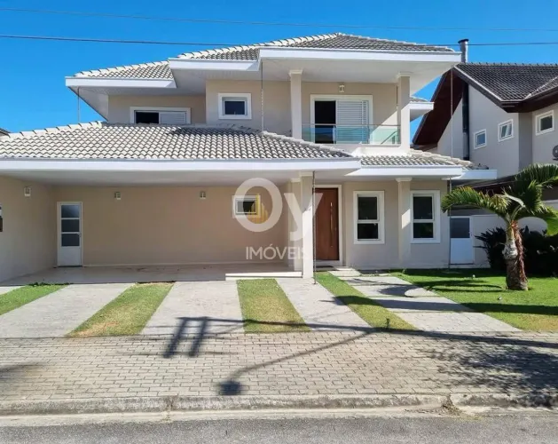 Sobrado à venda com Piscina e Espaço Gourmet  4 Dormitórios