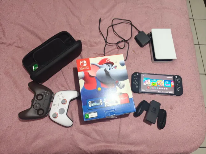 Nintendo switch oled 1 mês de uso