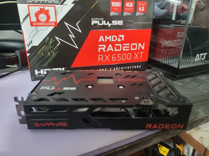 Placa de vídeo RX 6500xt 4gb memória Sapphire Pulse