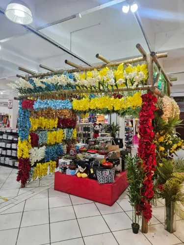 Pergolado pra flores, com a furacão na madeira
