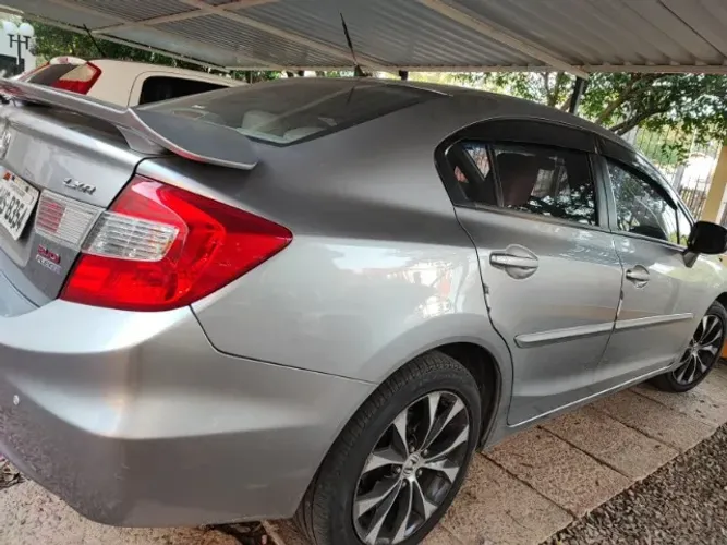 Honda Civic Sedan LXR 2.0 Flexone 16V Aut. 4P 2016