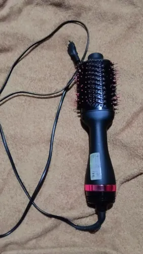 Estou vendendo uma Escova Secadora Elgin Agile