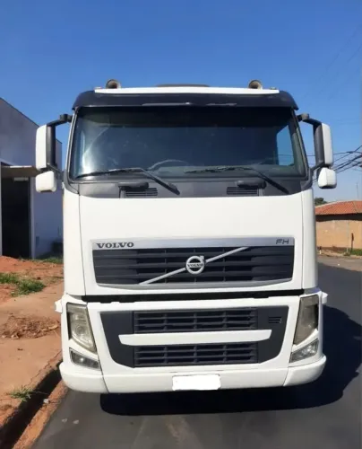 Volvo FH440 6X4