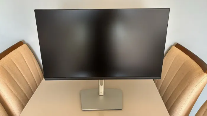 Monitor 27 Dell com Altura Ajustável P2722H
