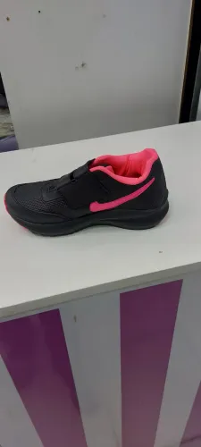 TÊNIS NIKE PRETO COM ROSA MENINAS TAMANHOS 25 AO 33