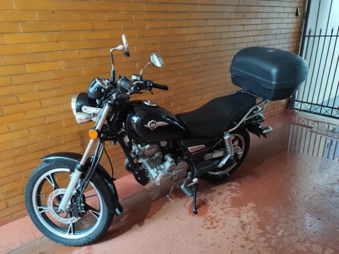 Moto Haojue Chopper 150