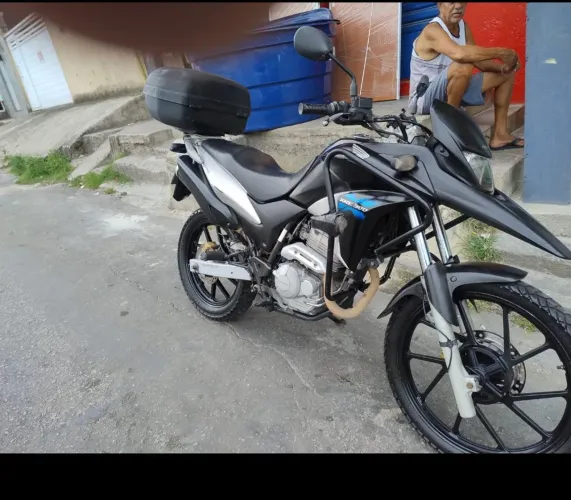 XRE 300 preço pra vender rápido 15 mil nada pra fazer e só transferir 