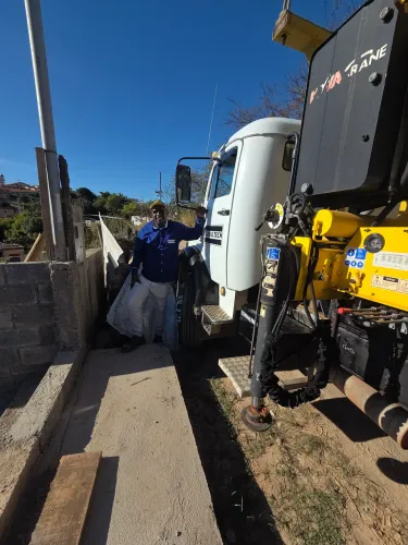 Caminhao munk disponível para locação!
