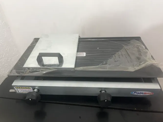 Chapa Sanduicheira Para Lanches Grill Dog com Prensa 30X60cm a gás