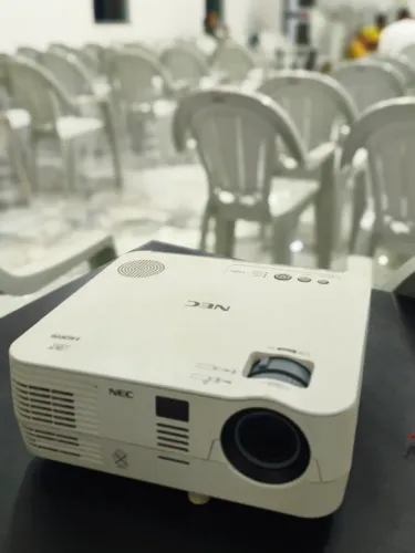 Projetor NEC