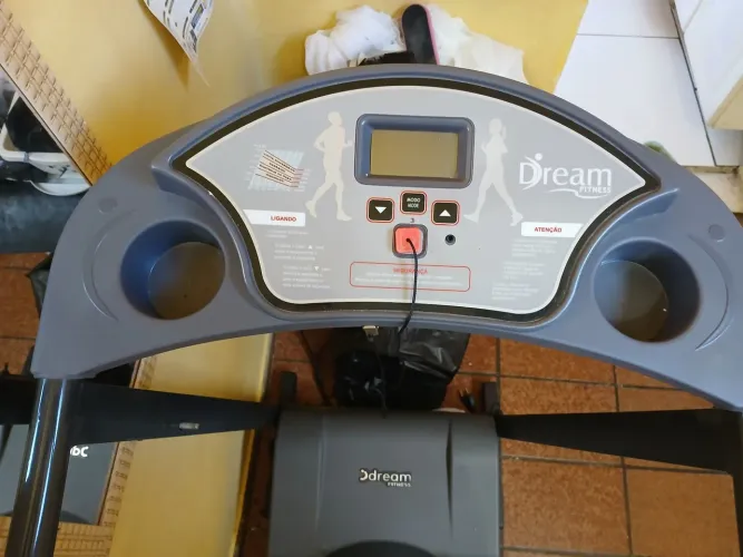 Esteira Elétrica Dream Finnes DR1600 bivolt