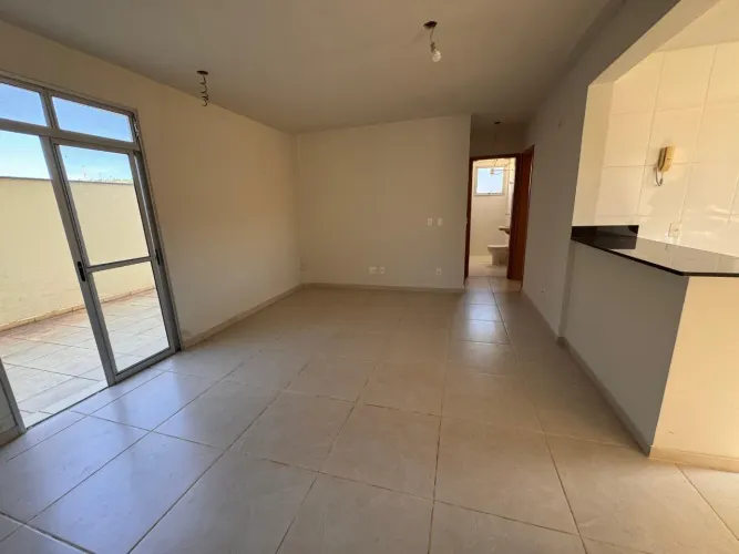 APARTAMENTO COM AREA PRIVATIVA 2 QUARTOS CANAA