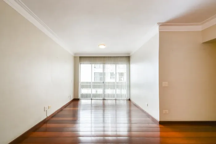 Apartamento para venda em Moema com 3 quartos, sendo 1 suíte, 97m²