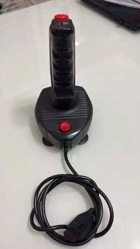 Controle Joystick Clássico Dynastic Dynacom para Atari