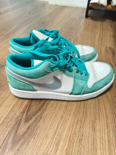 Air Jordan 1 low Emerald Green