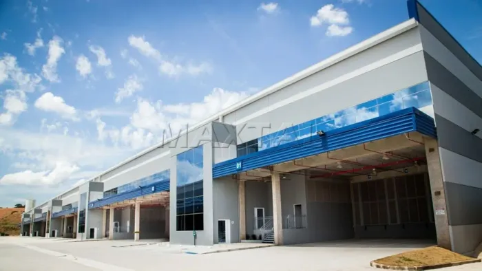 Galpão Industrial/Comercial para locação em Recanto Campo Belo com 2.165 m² de área constr