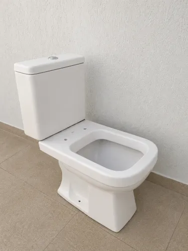 Kit DECA, vaso sanitário (bacia) + caixa acoplada quadrada branco (NOVO).