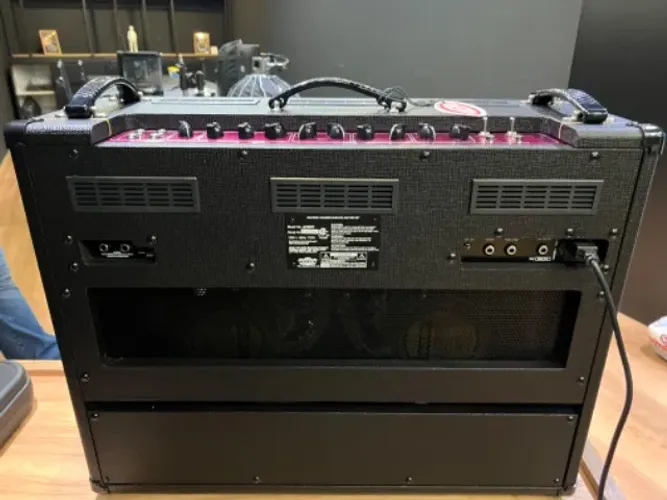 Combo AC 30 valvulado Vox 2 zero