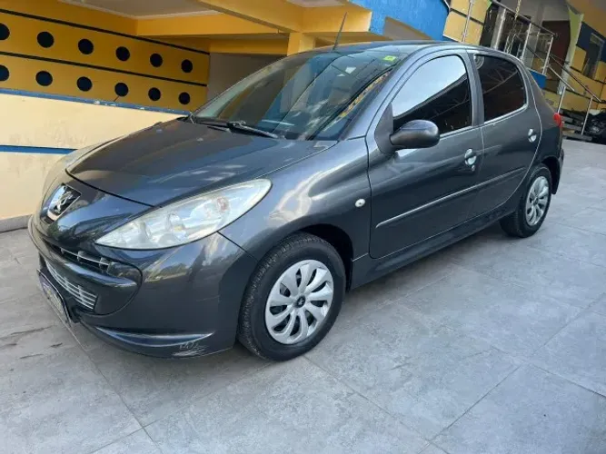 Peugeot 207 XR 1.4 Flex 8V 5P 2012