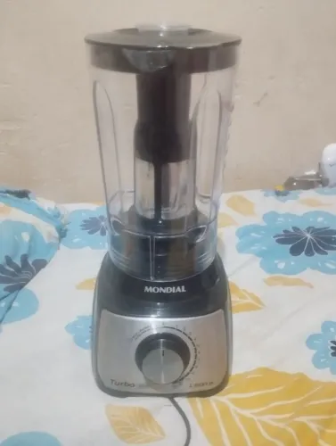 Liquidificador Mondial semi novo