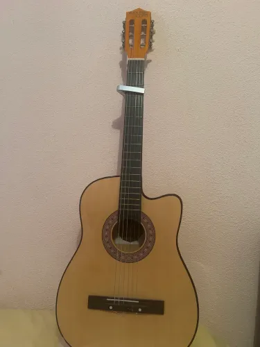Violão náilon