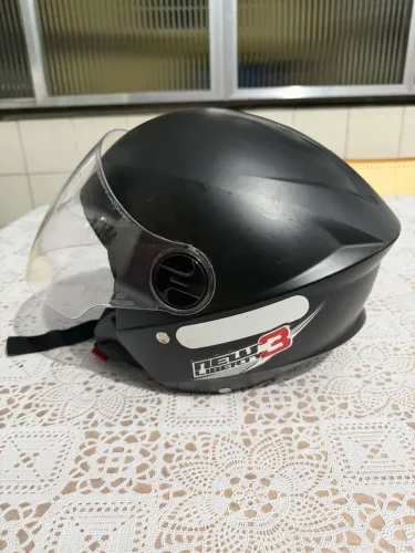 Capacete moto