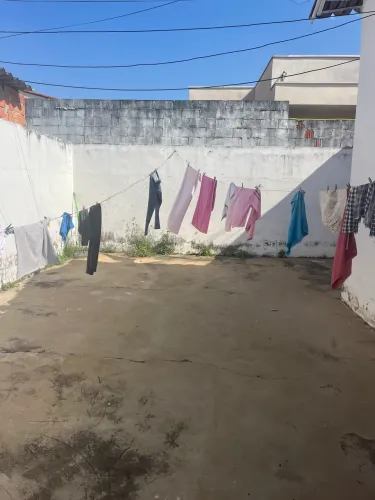 Alugo casa no Jd Garcia