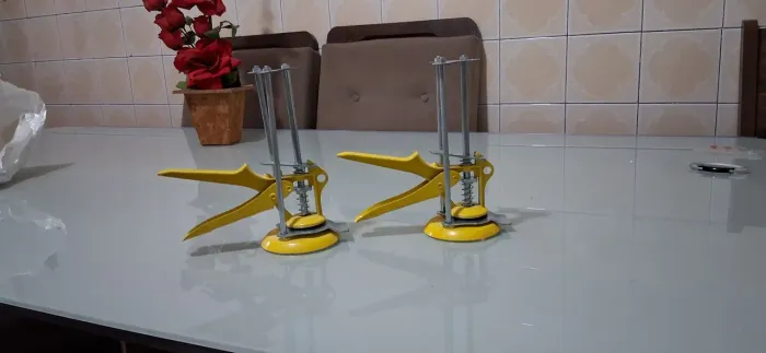 Kit 2 und Regulador de altura para móveis e porta