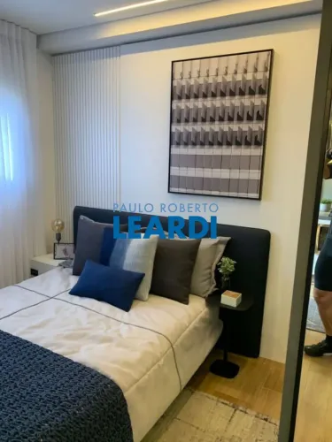 APARTAMENTO - PINHEIROS - SP