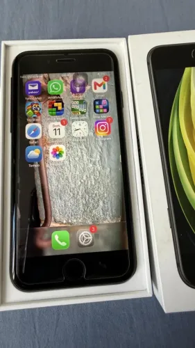IPhone SE 2° Geração 64gb preto