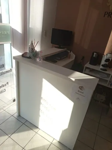 Balcão de recepção 