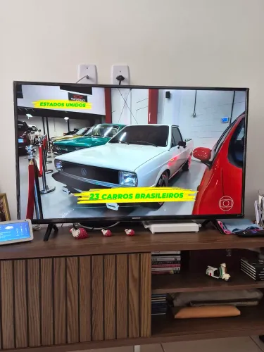 TV SEMP TCL Roku TV 43" Full HD - Excelente estado