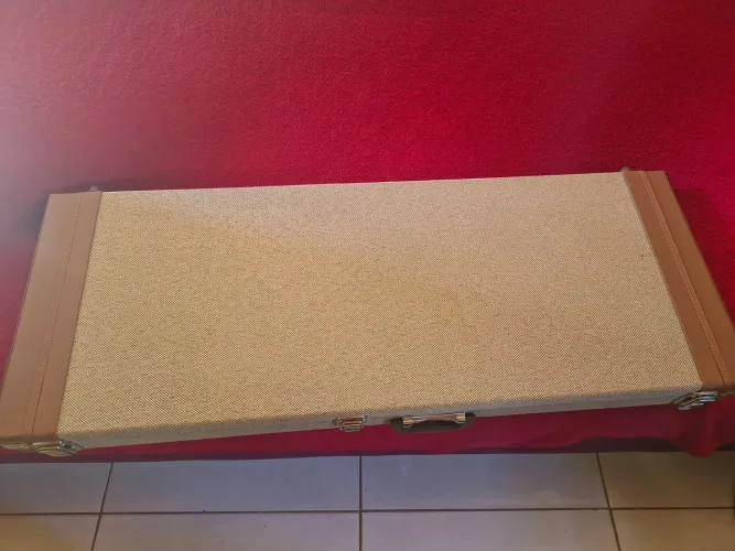 Vendo acessórios e equipamentos musicais